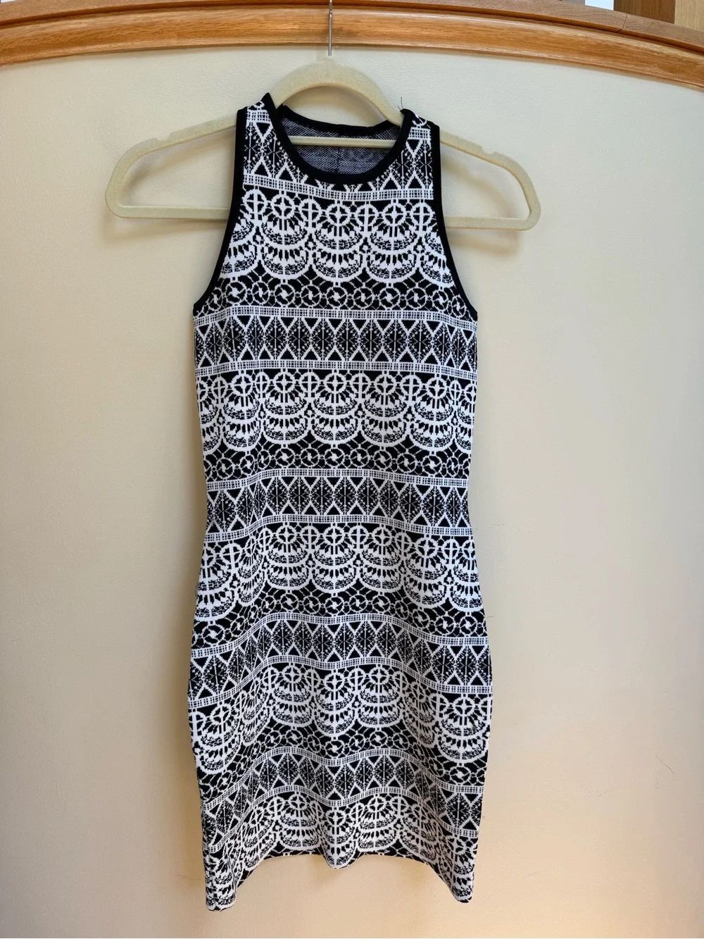 Black and White Knit Sleeveless Dress